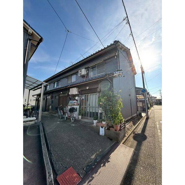 丸米アパート 西棟 建物画像