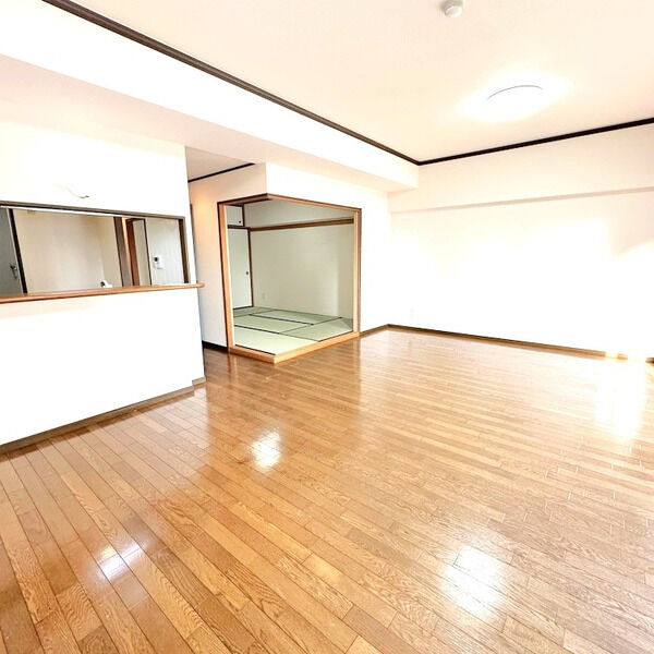 ロータリー春岡601号室 室内写真2