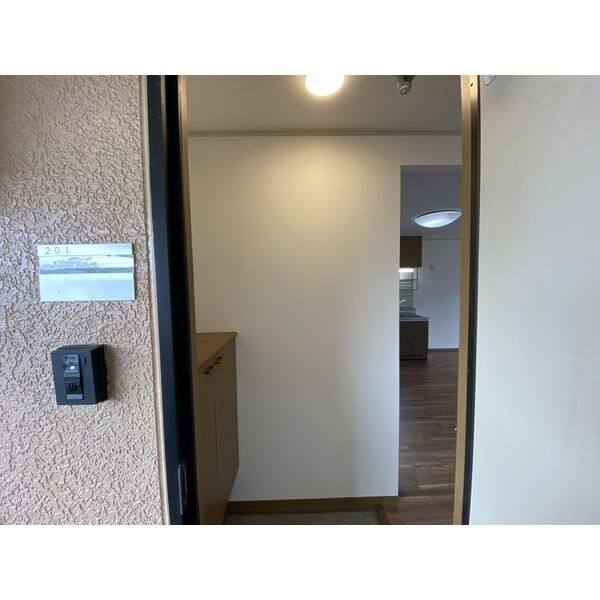 ガーデンハイツ岸佐 室内写真1
