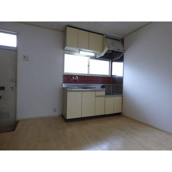 メゾンサンライフ 室内写真4