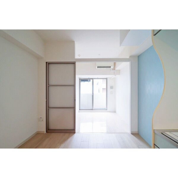 SERENiTE堺筋本町SUD 室内写真1