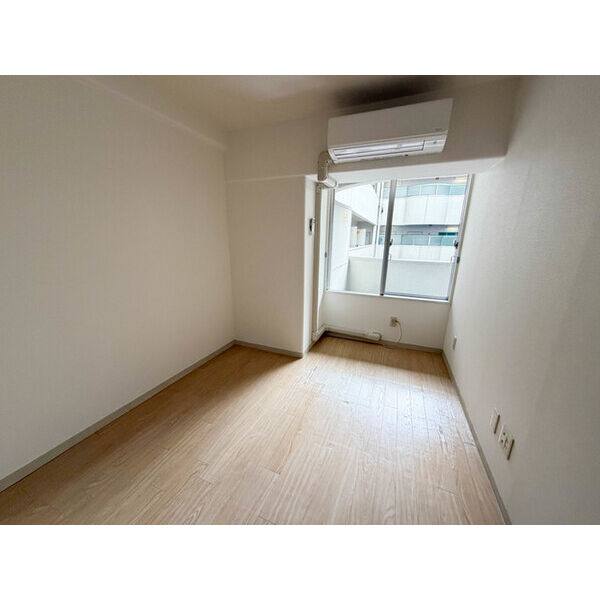 ラ・レジダンス・ド・シャトレーヌ 室内写真1