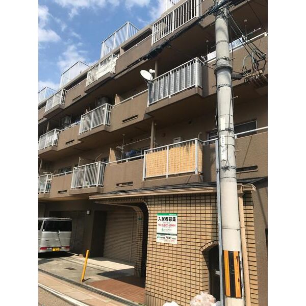 メゾンムーラン 建物画像