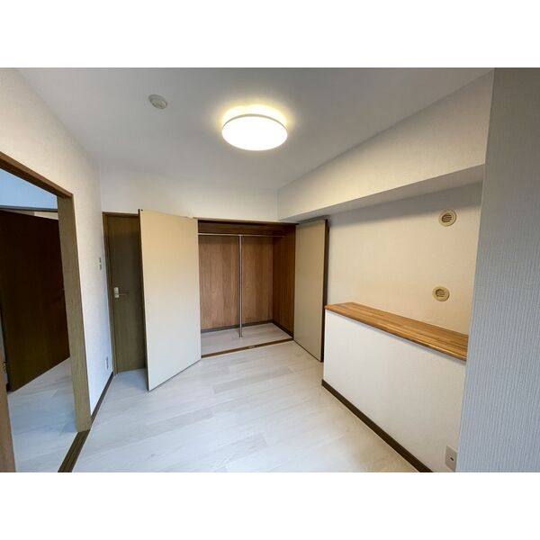 ヴィアーレマルフク南館 室内写真9