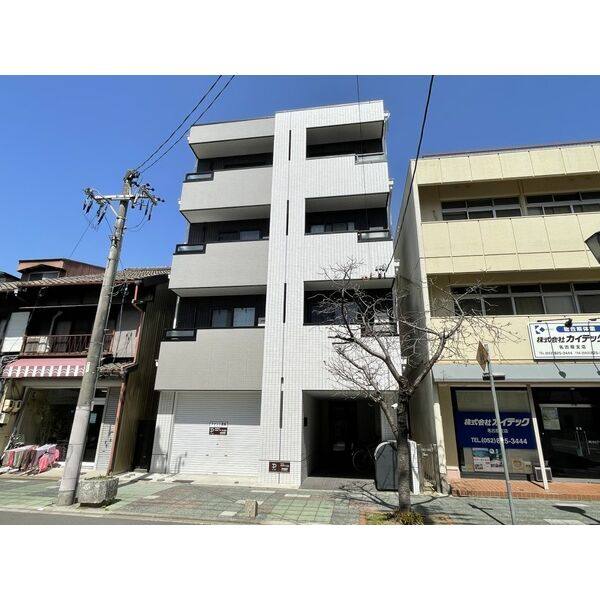 La Verite ノムラⅠ 建物画像