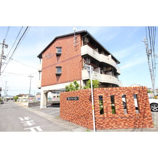 クローバーガーデンC