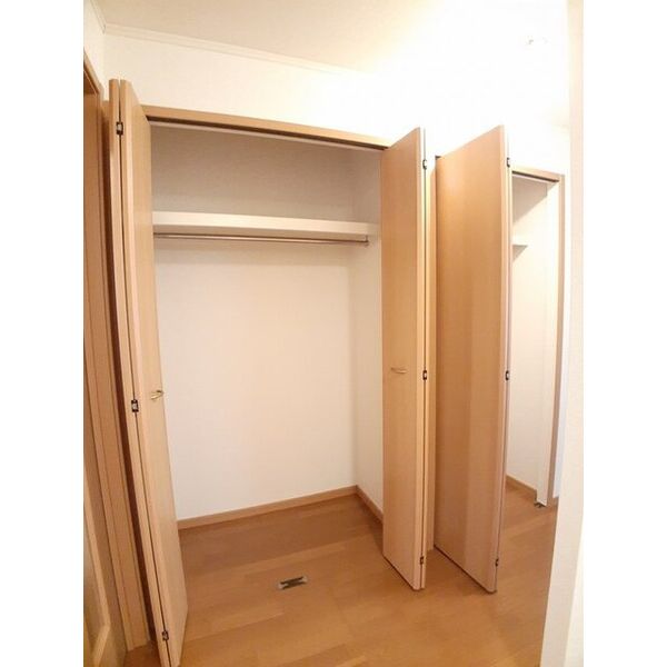 プレシャスコートK東松江Ⅱ 室内写真5