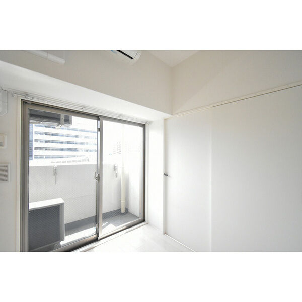 SERENiTE本町reflet 室内写真2