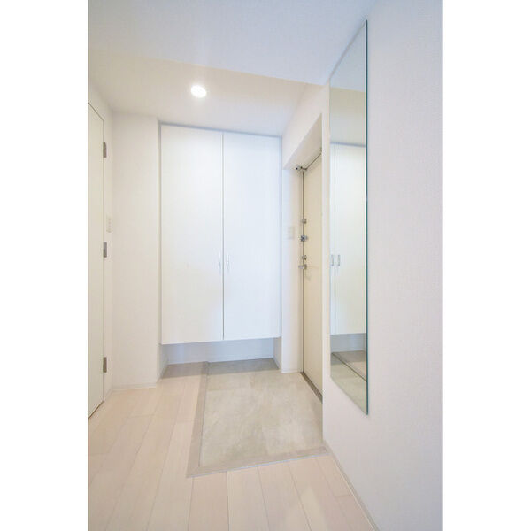 SERENiTE本町reflet 室内写真4