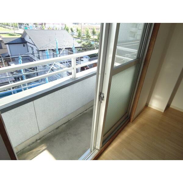 Axis Blaze 室内写真9