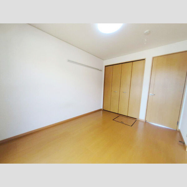 グリーンスクエア 室内写真1
