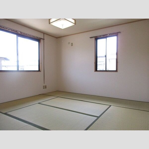 坂本2丁目戸建借家 室内写真2
