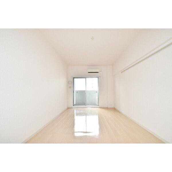 Gramercy Sakae 室内写真1