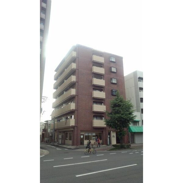 ファーストコート今出川北