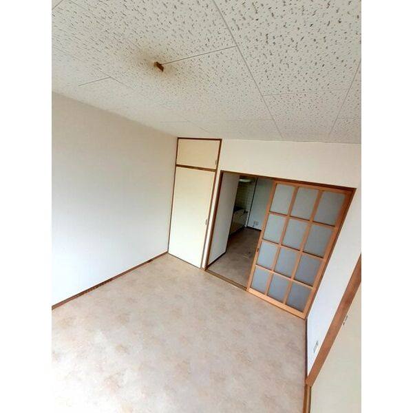 エルディム秀和 室内写真2