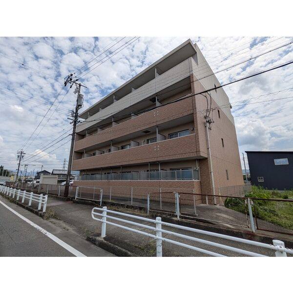 マルシェ・ドミール