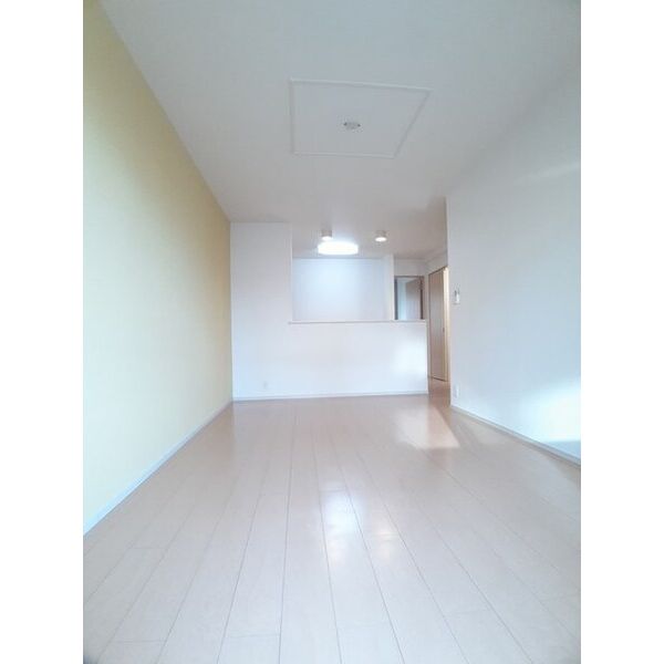 カルム岡田 室内写真1