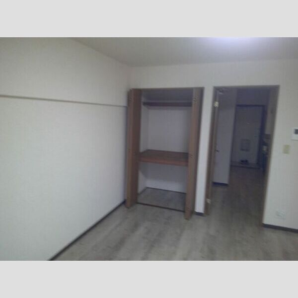 サンライズ大塚 室内写真3