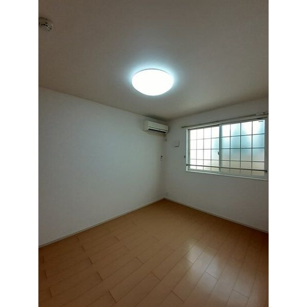 ファイン花原 室内写真5