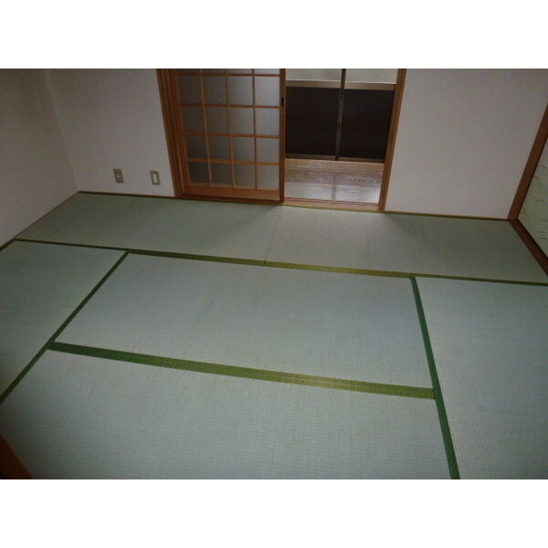 肌勢第1・2住宅 室内写真2
