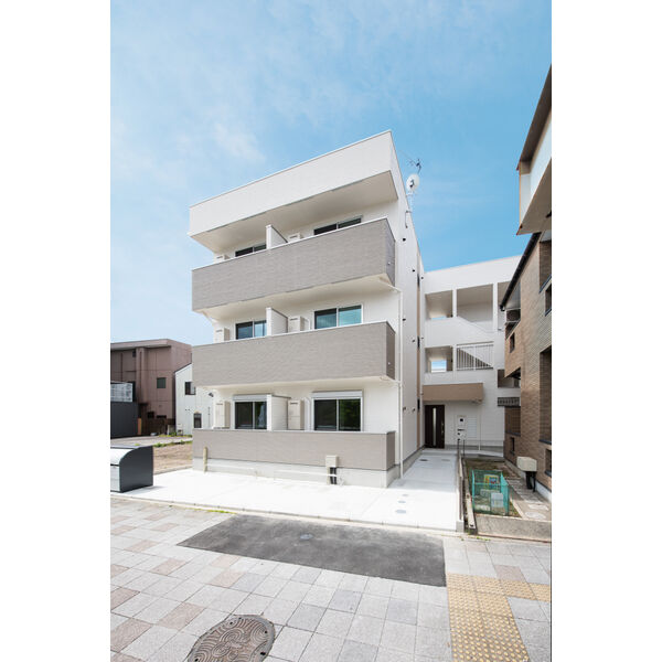 ジュネス内浜町