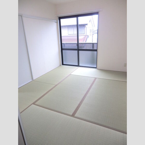 ロゼ水堀 室内写真1