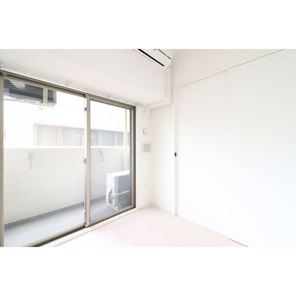 SERENiTE本町reflet 室内写真2