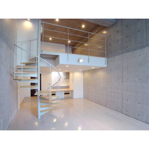 PRECIOUS SITE 室内写真2