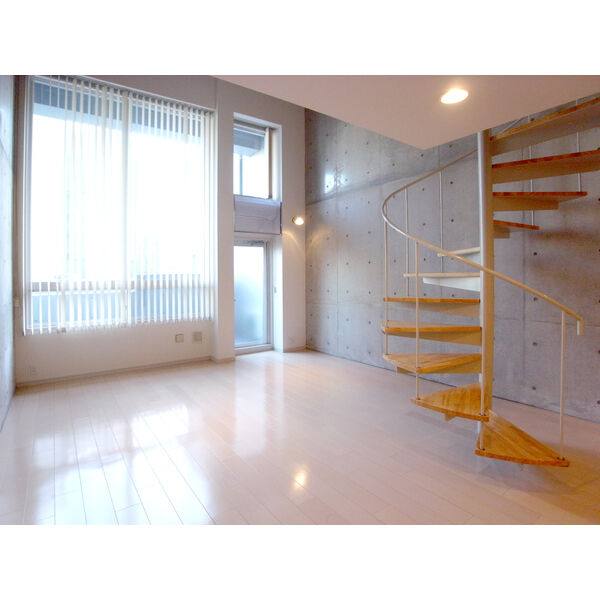 PRECIOUS SITE 室内写真3