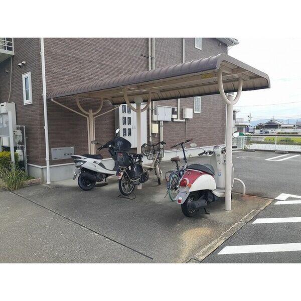 イーハトーヴ 勝根A棟 室内写真8