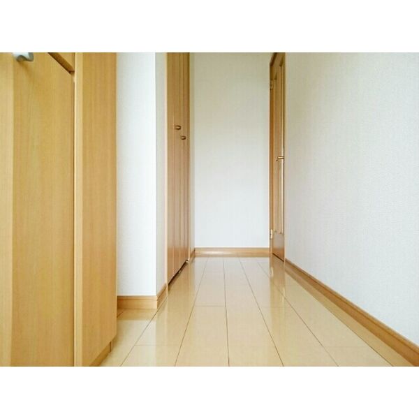 プラシードB 室内写真1