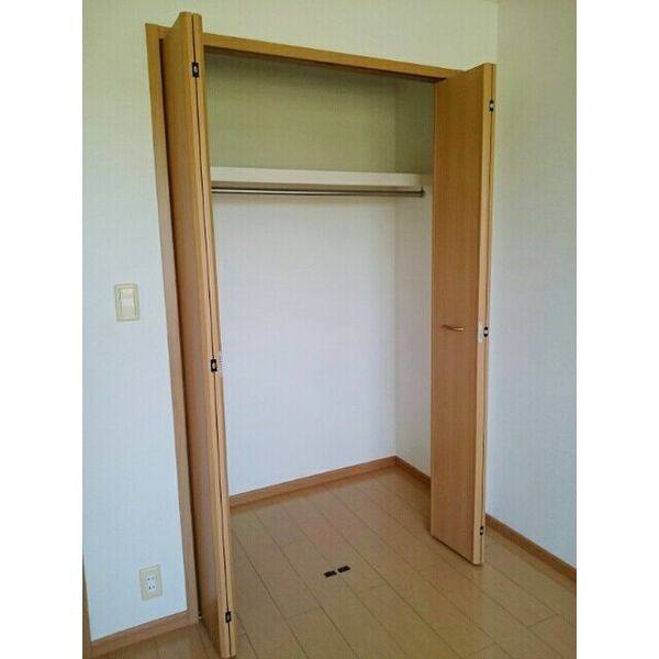 グランプレーヌA 室内写真6