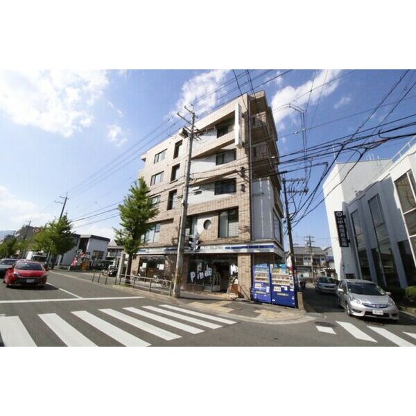 アルティスタ丸太町 建物画像