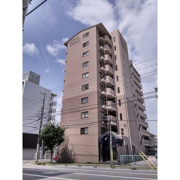 四日市エンブルコート