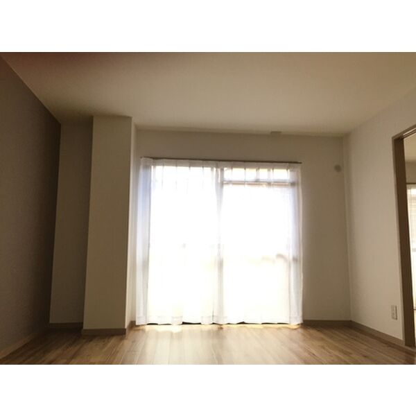 プレステージ中宮 室内写真3