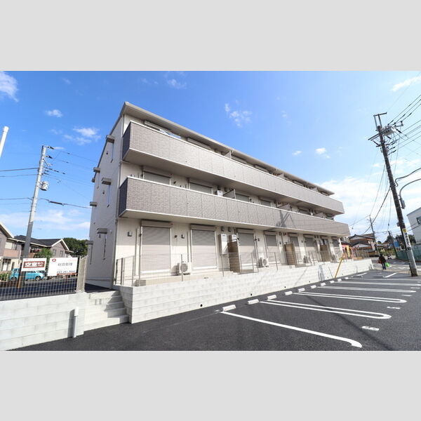 クレシェンテ 建物画像