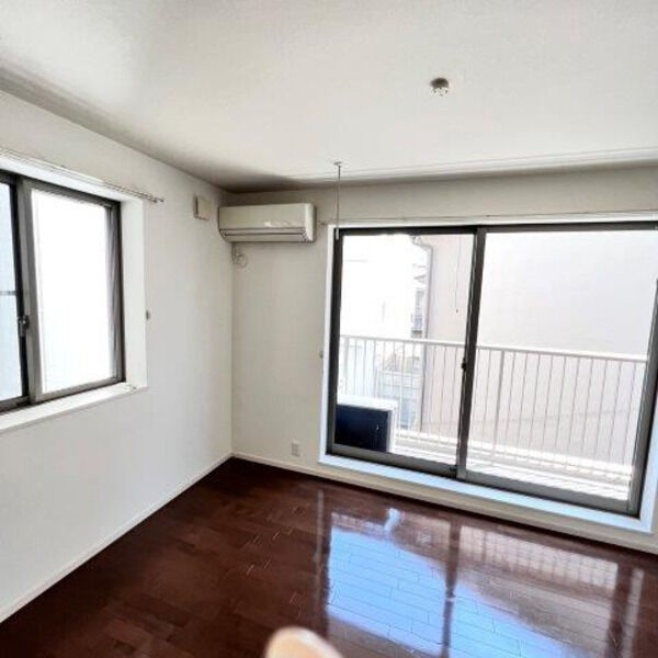 SKY COURT 室内写真1