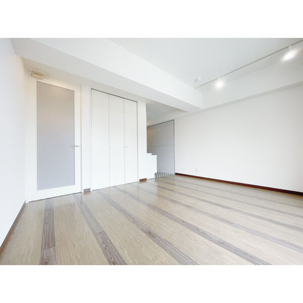 H's flats 室内写真1
