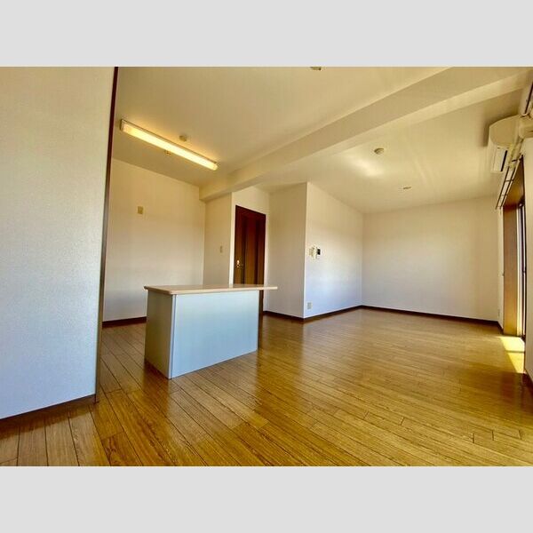 CHEZ LA MERE 室内写真4