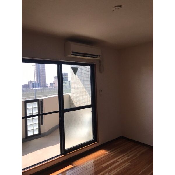 シャトー弁天参番館 室内写真1