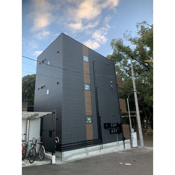 Crecia野並駅前