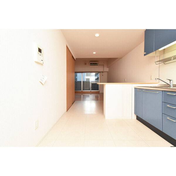 Gramercy Shirakawa Koen 室内写真1