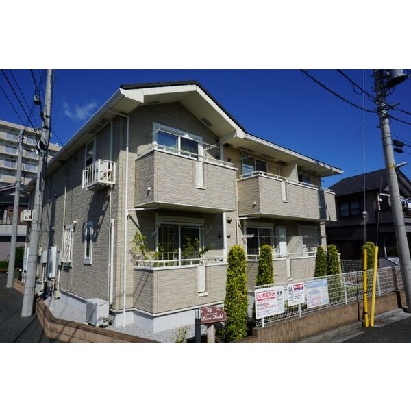 パインフィールド 建物画像