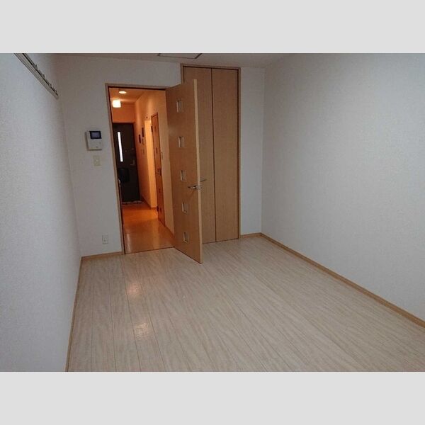 エミネンス西京極 室内写真3