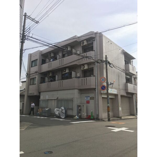 アパートメントSUITA