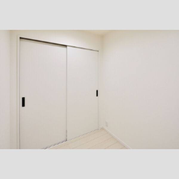 Ratcliffe 室内写真6