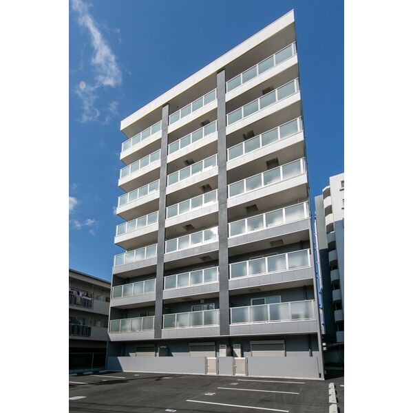 リバレイン江坂 建物画像