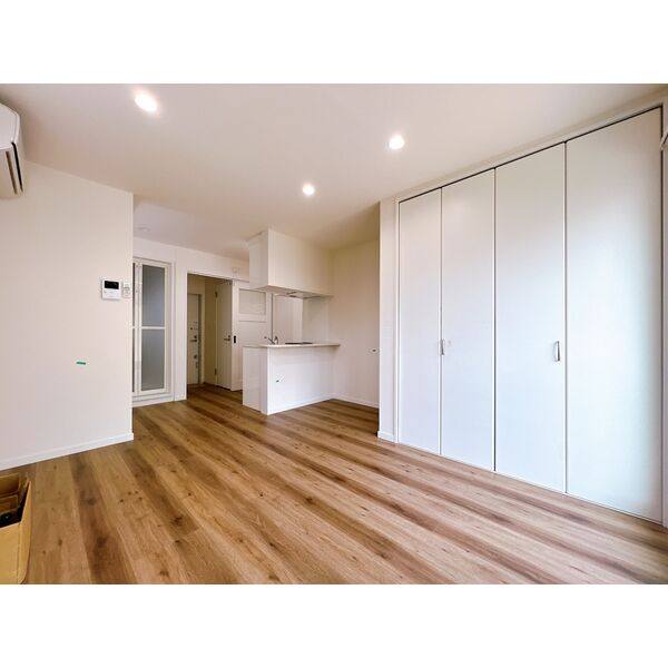 e-House 室内写真1