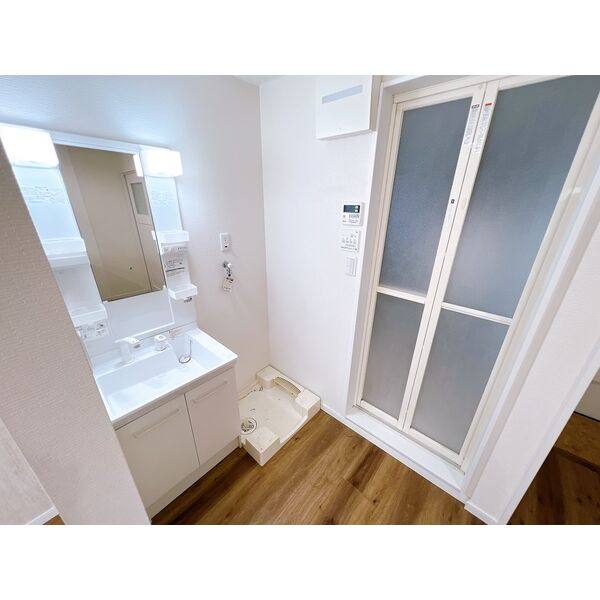 e-House 室内写真4