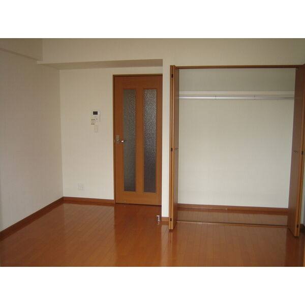 パークアベニューティリェツ 室内写真2